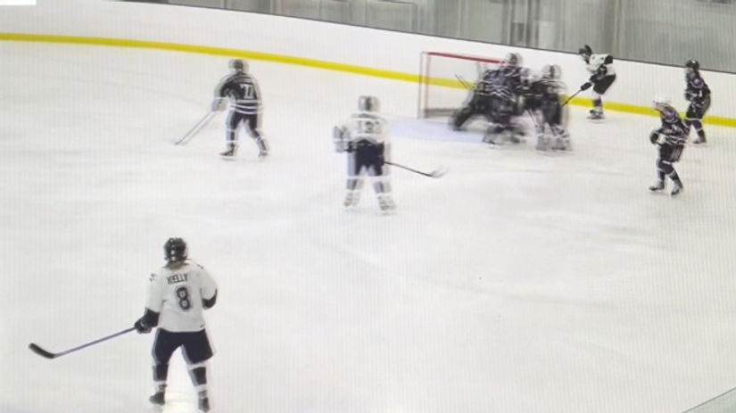 Leena (#8) Offensive Zone Positioning away from the puck